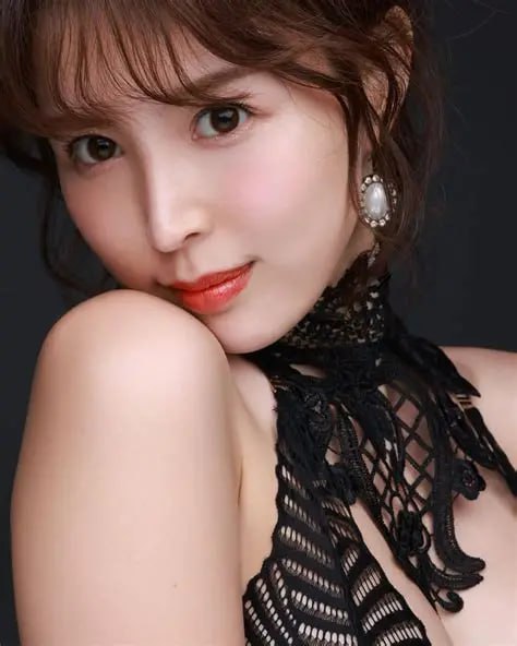 国产精品97视频,メイリン モデルコレクション メ,观看免费无删减完整版
